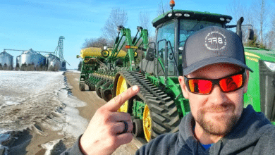 باستخدام منصة يوتيوب.. مزارعون يكسبون أرباحًا أكبر مقارنة بالمزرعة الحقيقية!