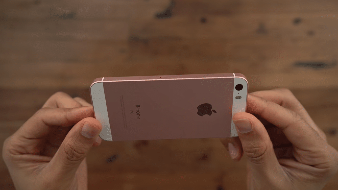 قد تطلق آبل الجيل التالي من iPhone SE في الربع الأول من عام 2020